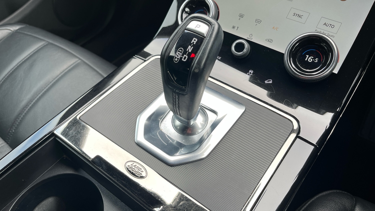 Used Land Rover Range Rover Evoque 2022 for sale - 77665528: Photo 13