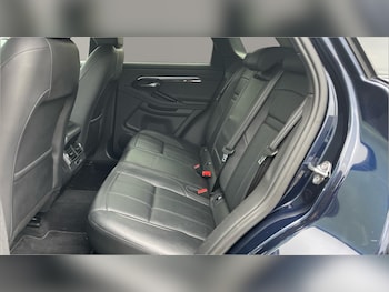 Used Land Rover Range Rover Evoque 2022 for sale - 77665528: Photo