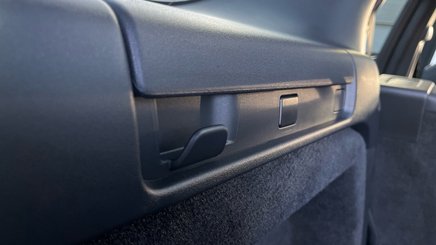 Used Land Rover Discovery 2025 for sale - 77336476: Photo 25