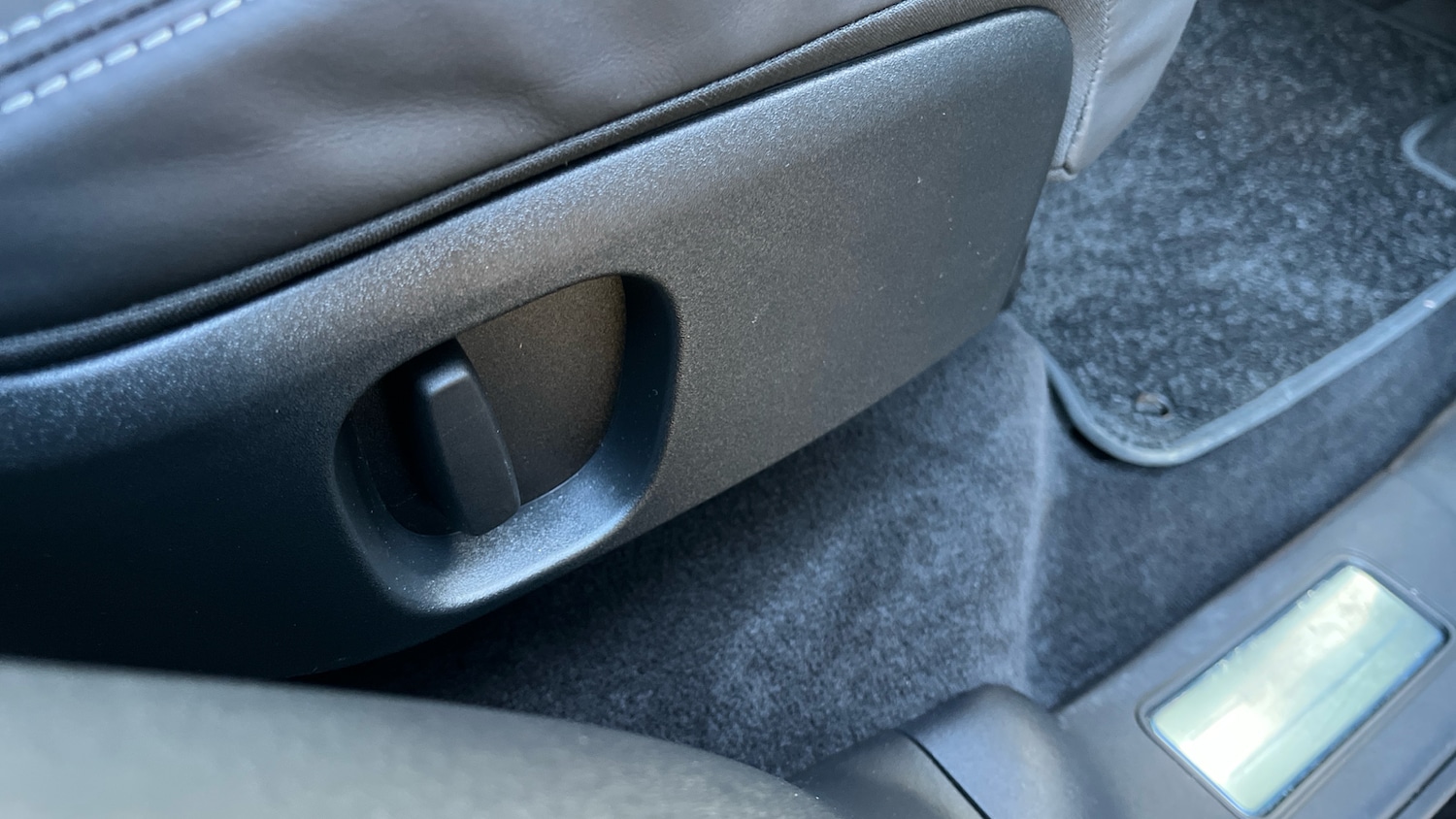 Used Land Rover Discovery 2025 for sale - 77336476: Photo 29