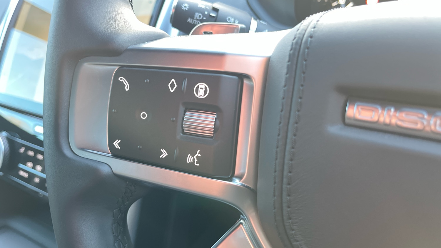 Used Land Rover Discovery 2025 for sale - 77336476: Photo 38