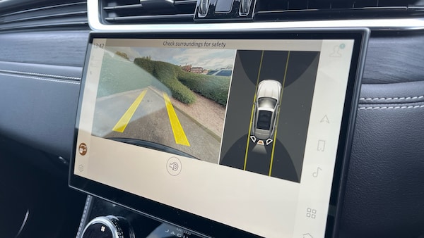 Used Jaguar F-Pace 2023 for sale - 76218689: Photo 12