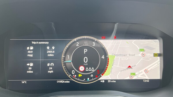 Used Jaguar F-Pace 2023 for sale - 76218689: Photo 16