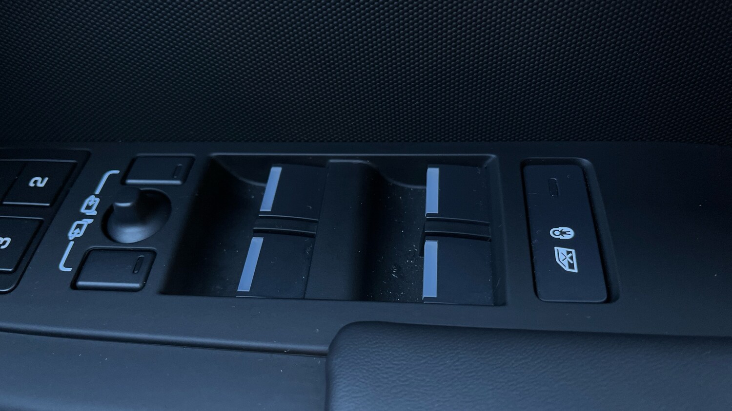 Used Land Rover Defender 2025 for sale - 77088073: Photo 26