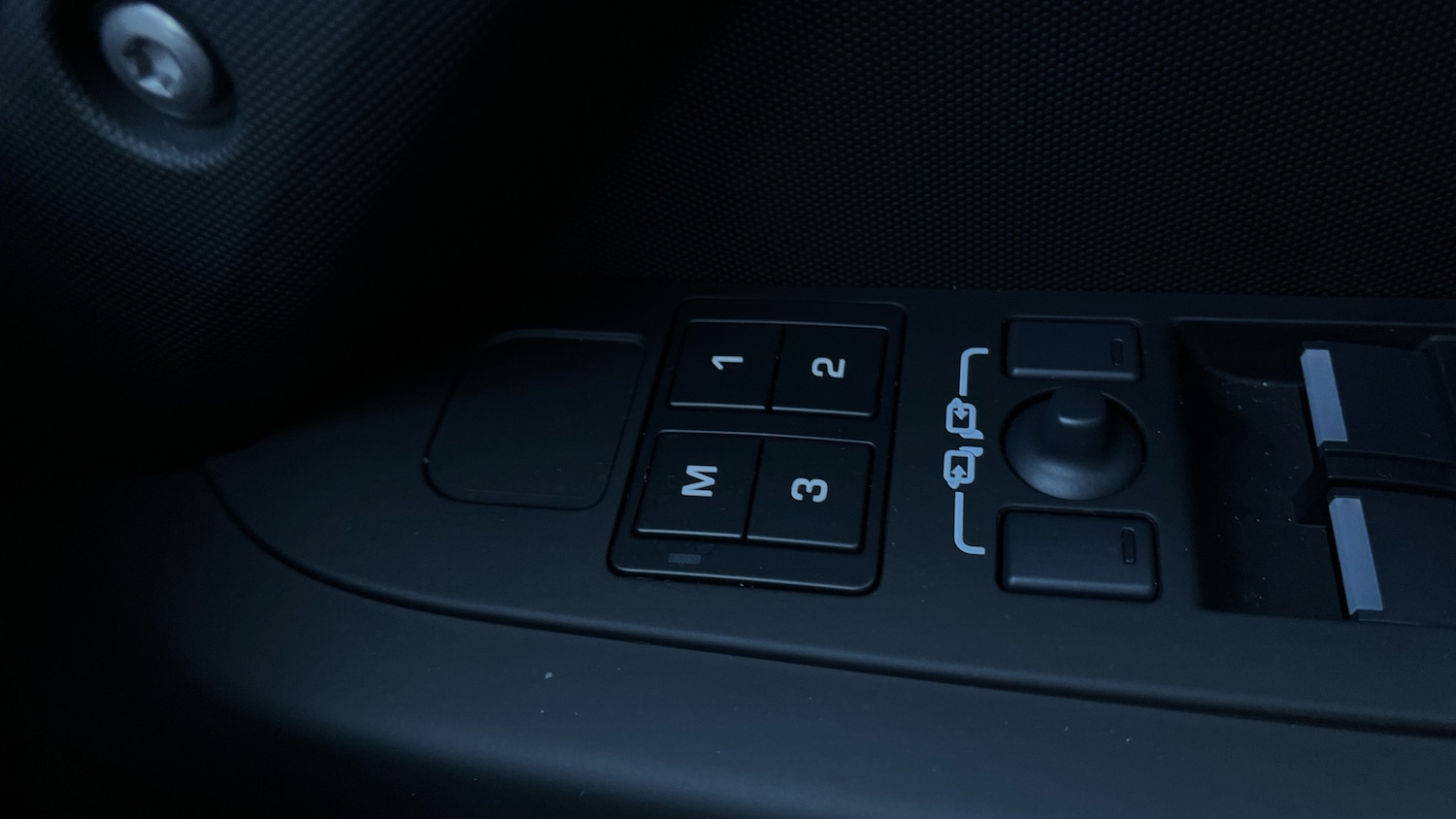 Used Land Rover Defender 2025 for sale - 77088073: Photo 27