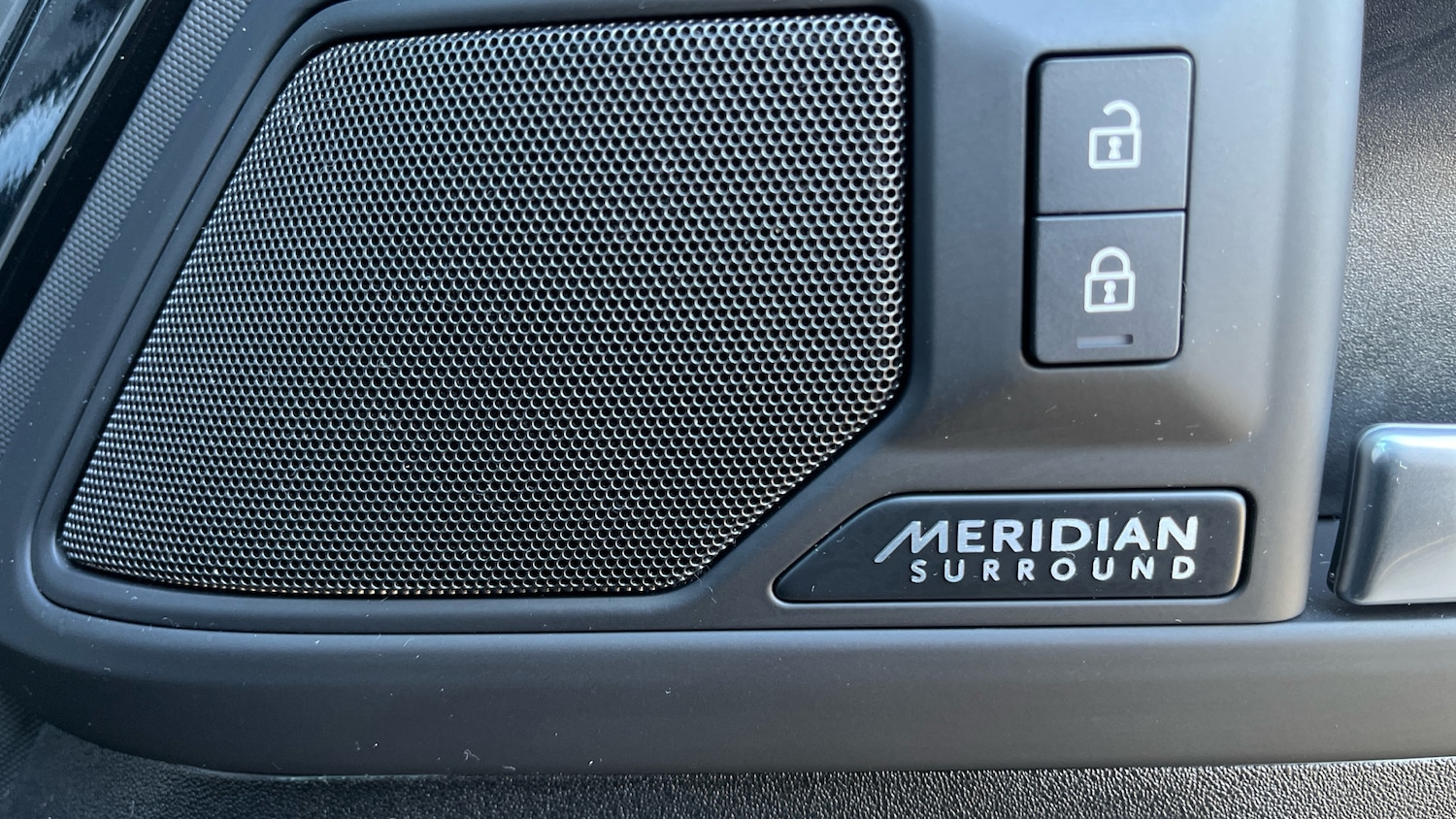 Used Land Rover Defender 2025 for sale - 77088073: Photo 28