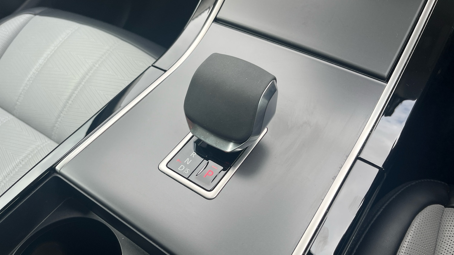 Used Land Rover Range Rover Evoque 2024 for sale - 76299312: Photo 13