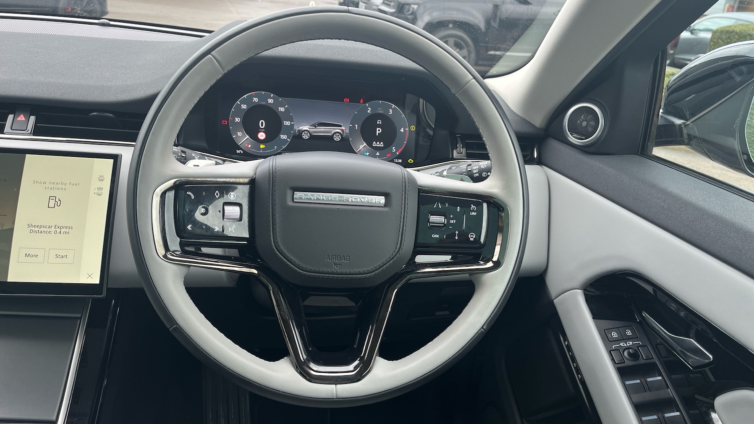 Used Land Rover Range Rover Evoque 2024 for sale - 76299312: Photo 15