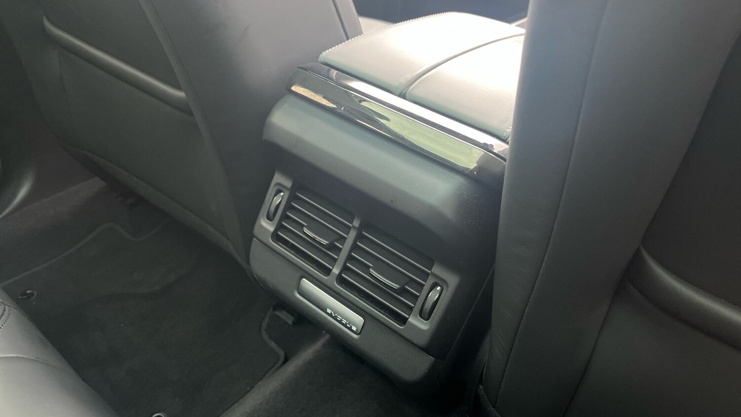 Used Land Rover Range Rover Evoque 2024 for sale - 76299312: Photo 18