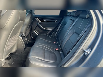 Used Jaguar F-Pace 2022 for sale - 77061540: Photo