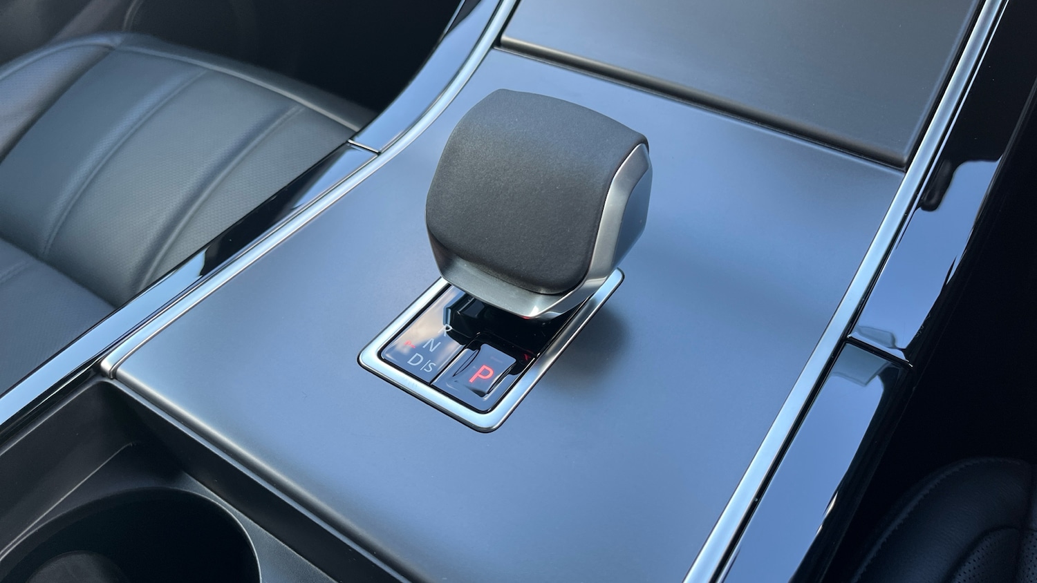 Used Land Rover Range Rover Evoque 2025 for sale - 76243534: Photo 13