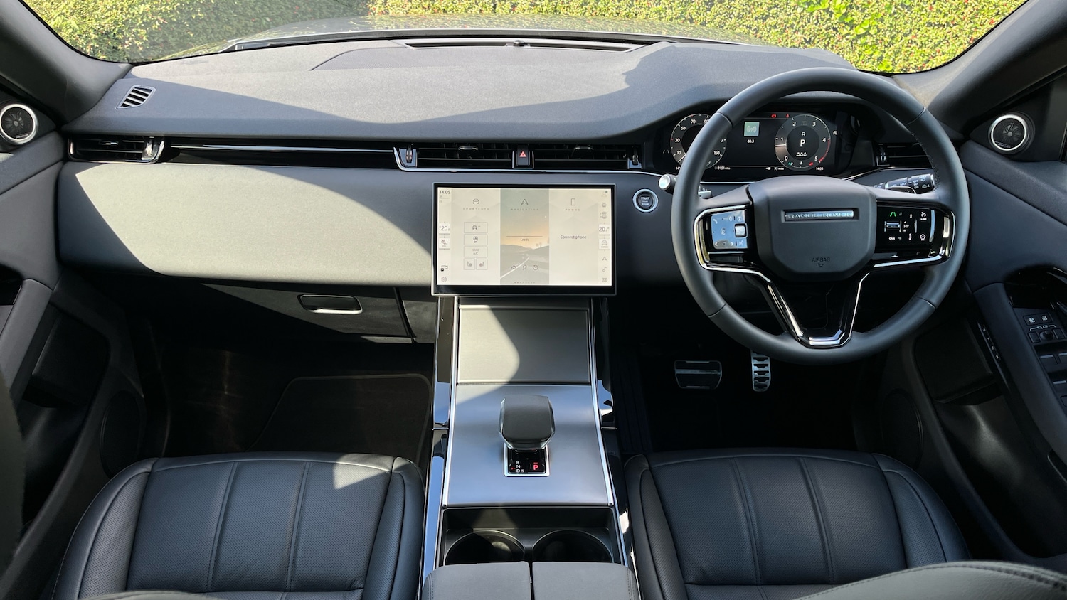 Used Land Rover Range Rover Evoque 2025 for sale - 76243534: Photo 9