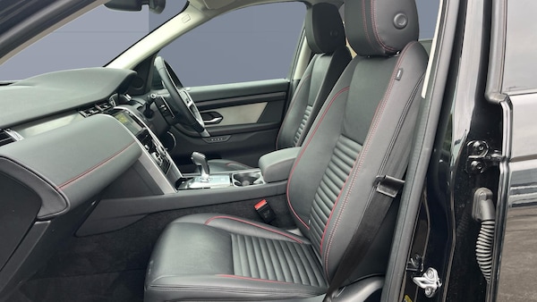Used Land Rover Discovery Sport 2022 for sale - 76262787: Photo 3