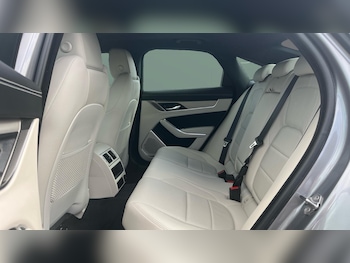 Used Jaguar XF 2024 for sale - 75918852: Photo