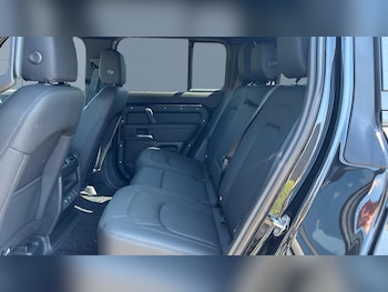 Used Land Rover Defender 2025 for sale - 79173214: Photo
