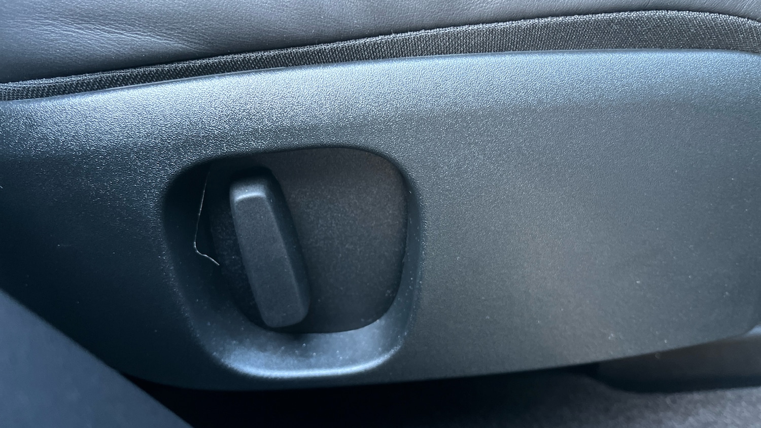 Used Land Rover Discovery 2025 for sale - 78111919: Photo 23