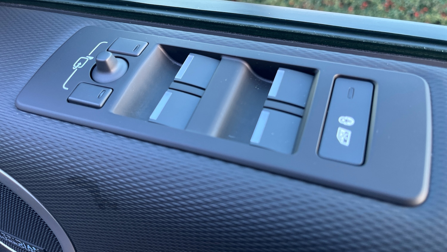 Used Land Rover Discovery 2025 for sale - 78111919: Photo 27