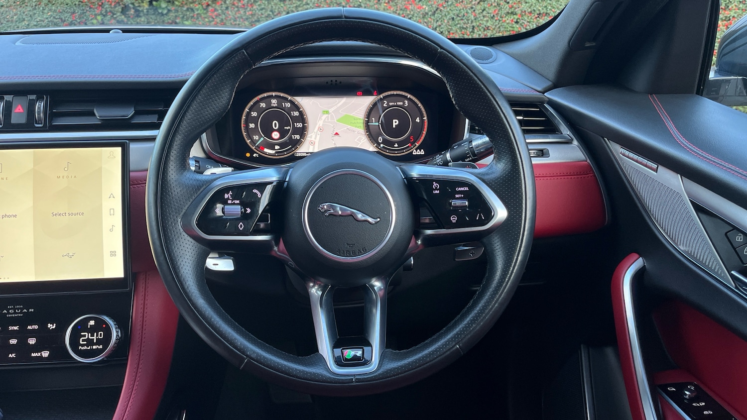 Used Jaguar F-Pace 2021 for sale - 76782543: Photo 15