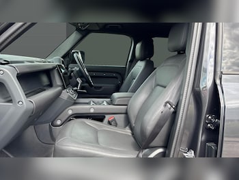 Used Land Rover Defender 2026 for sale - 79489067: Photo