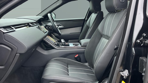 Used Land Rover Range Rover Velar 2023 for sale - 76299314: Photo 3