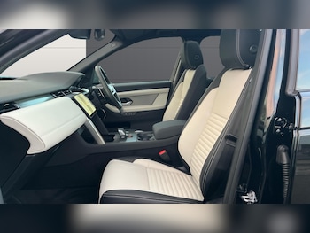 Used Land Rover Discovery Sport 2025 for sale - 78617626: Photo