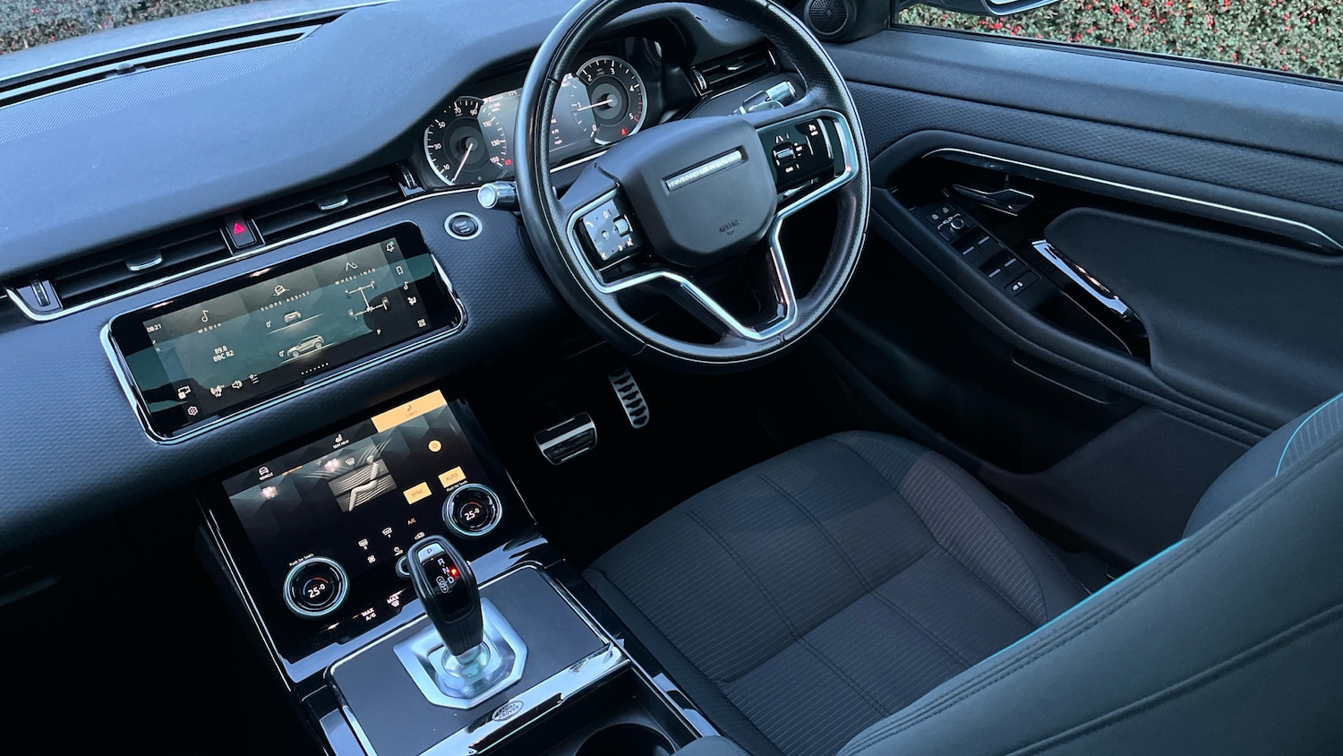 Used Land Rover Range Rover Evoque 2021 for sale - 76834023: Photo 26