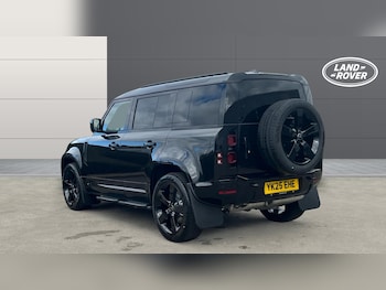 Used Land Rover Defender 2025 for sale - 75726691: Photo