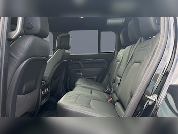 Used Land Rover Defender 2025 for sale - 75726691: Photo