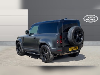 Used Land Rover Defender 2024 for sale - 78581961: Photo