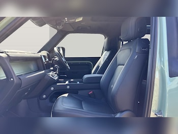 Used Land Rover Defender 2024 for sale - 78581961: Photo