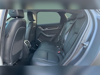 Used Jaguar F-Pace 2021 for sale - 76230822: Photo 4