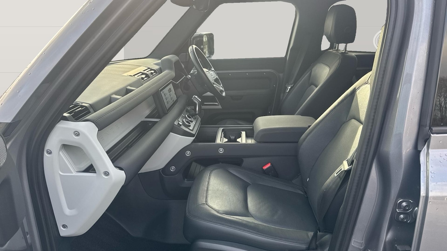 Used Land Rover Defender 2022 for sale - 78210692: Photo 3