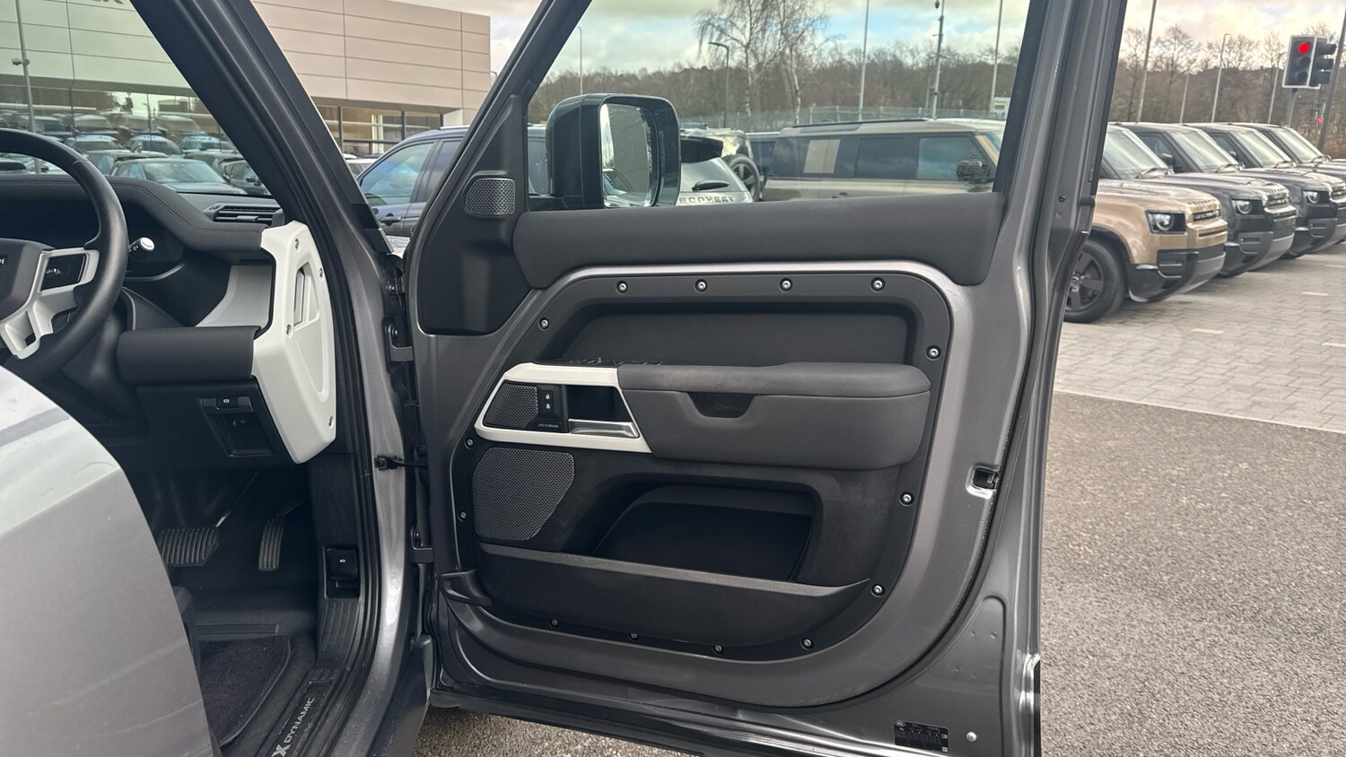 Used Land Rover Defender 2022 for sale - 78210692: Photo 52