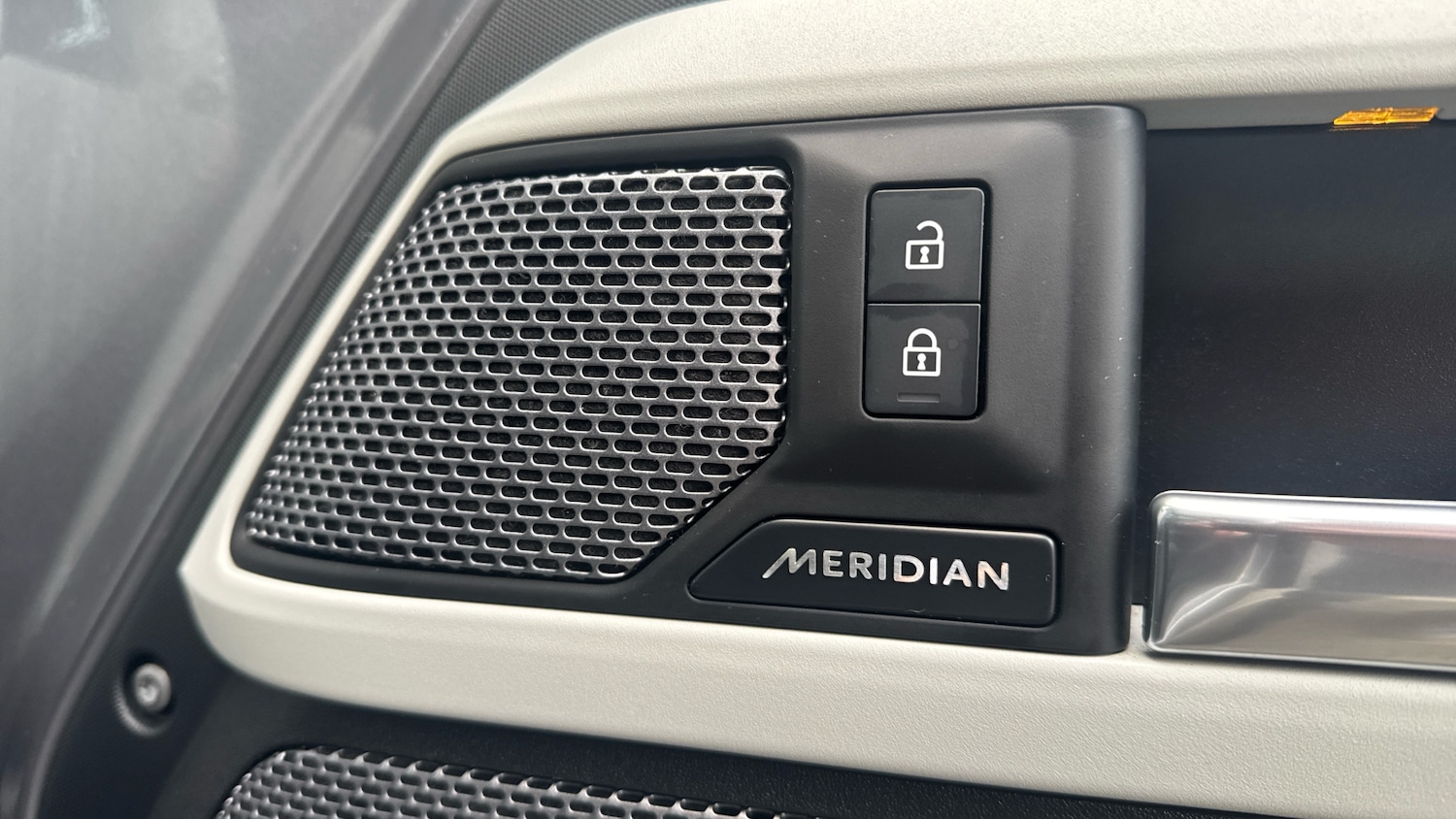 Used Land Rover Defender 2022 for sale - 78210692: Photo 55