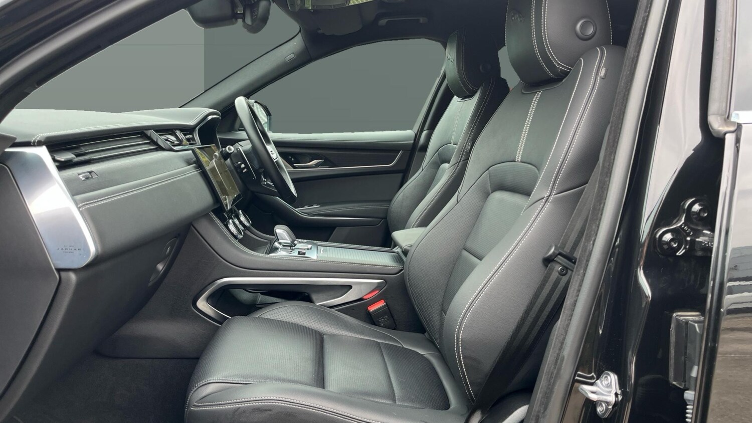 Used Jaguar F-Pace 2022 for sale - 76290435: Photo 3