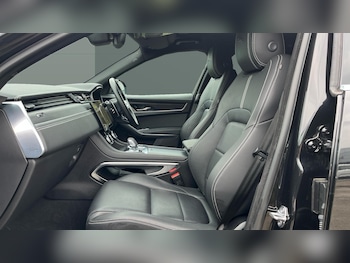 Used Jaguar F-Pace 2022 for sale - 76290435: Photo