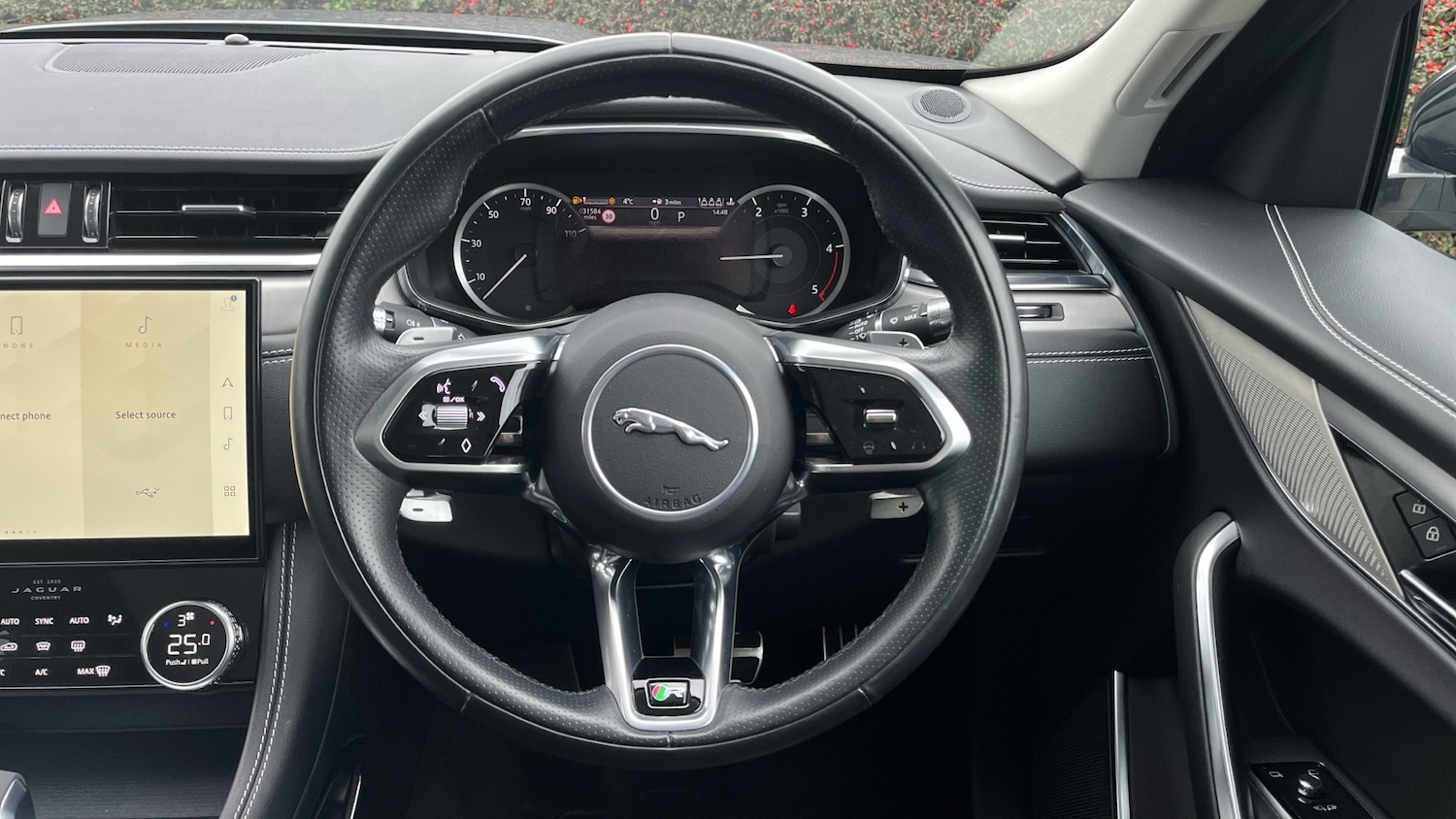 Used Jaguar F-Pace 2022 for sale - 77581960: Photo 15