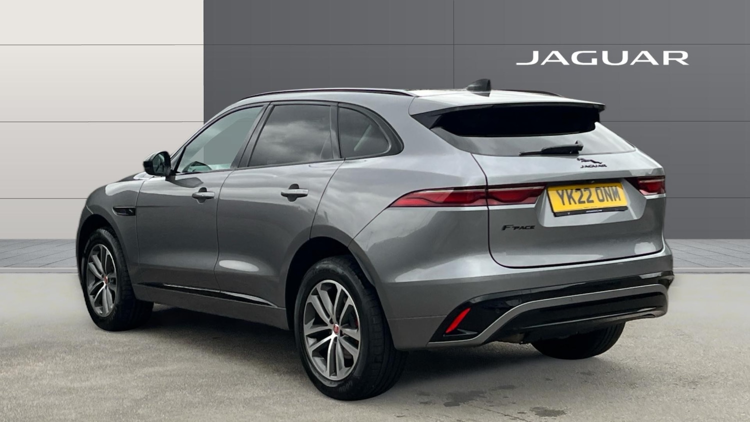 Used Jaguar F-Pace 2022 for sale - 77581960: Photo 2