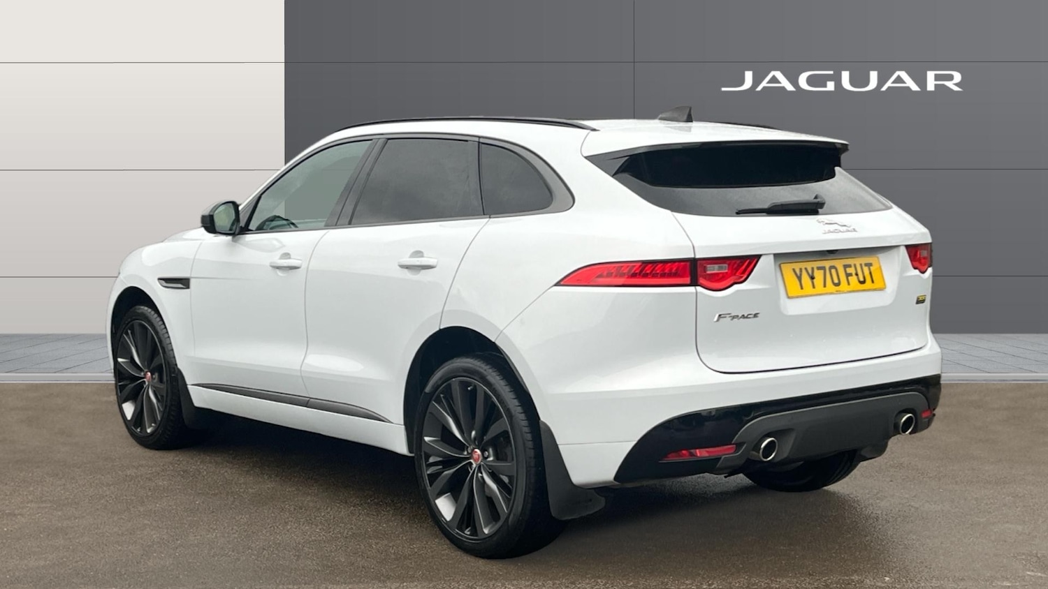 Used Jaguar F-Pace 2020 for sale - 76764110: Photo 2