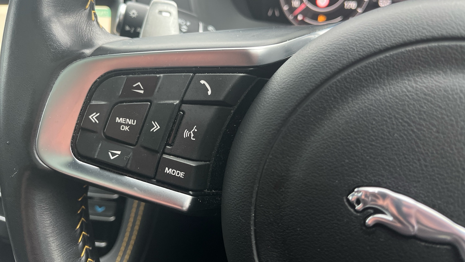 Used Jaguar F-Pace 2020 for sale - 76764110: Photo 23