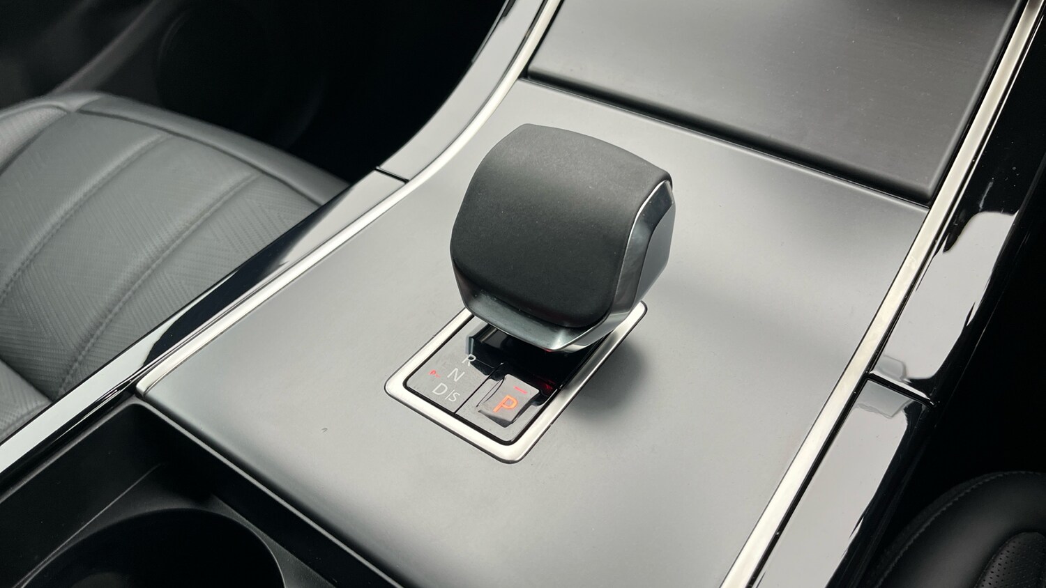 Used Land Rover Range Rover Evoque 2025 for sale - 76230823: Photo 13