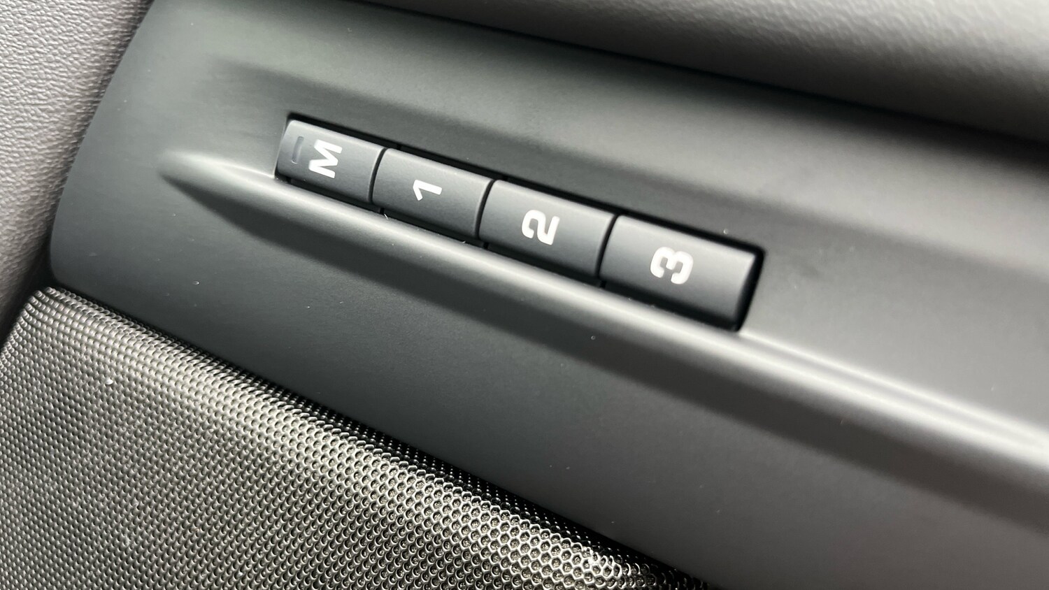 Used Land Rover Range Rover Evoque 2025 for sale - 76230823: Photo 21