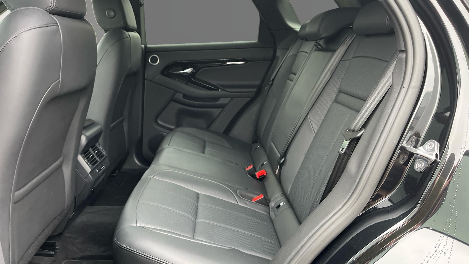 Used Land Rover Range Rover Evoque 2025 for sale - 76230823: Photo 4