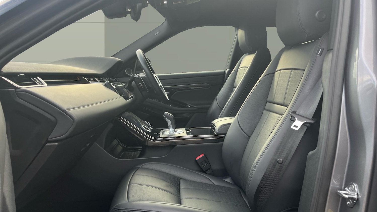 Used Land Rover Range Rover Evoque 2022 for sale - 76428582: Photo 3