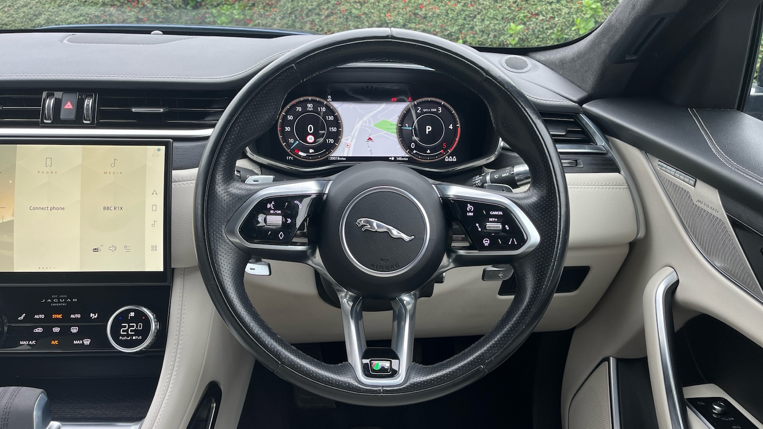 Used Jaguar F-Pace 2021 for sale - 76299310: Photo 15