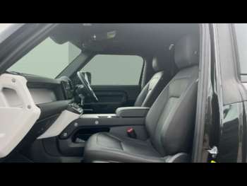 Used Land Rover Defender 2024 for sale - 75097835: Photo
