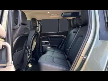 Used Land Rover Defender 2021 for sale - 74929747: Photo