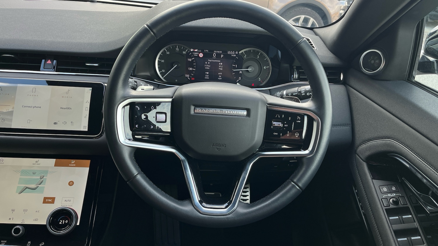 Used Land Rover Range Rover Evoque 2023 for sale - 76352397: Photo 15