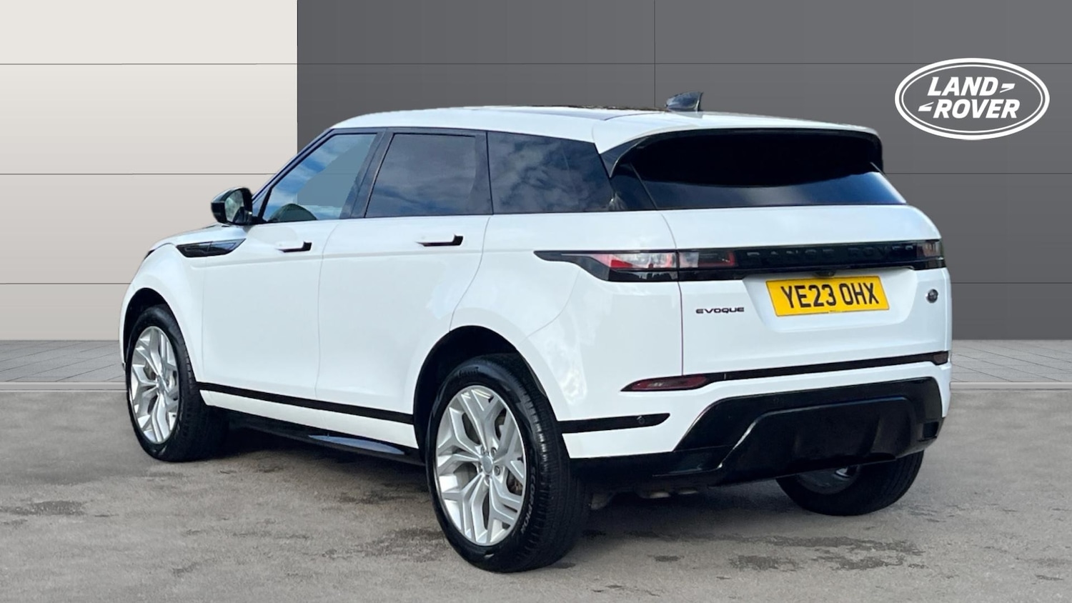 Used Land Rover Range Rover Evoque 2023 for sale - 76352397: Photo 2