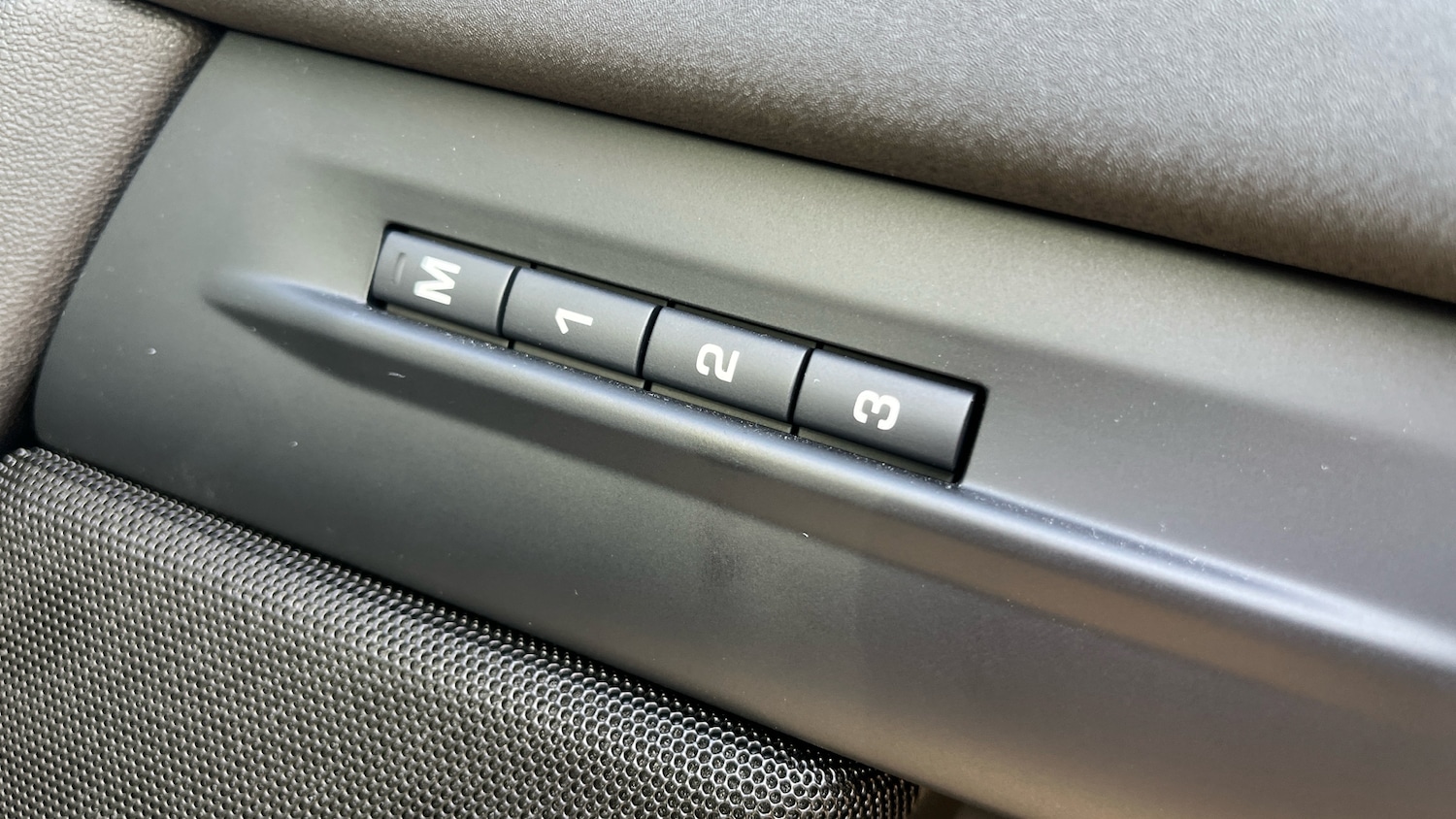 Used Land Rover Range Rover Evoque 2023 for sale - 76352397: Photo 23
